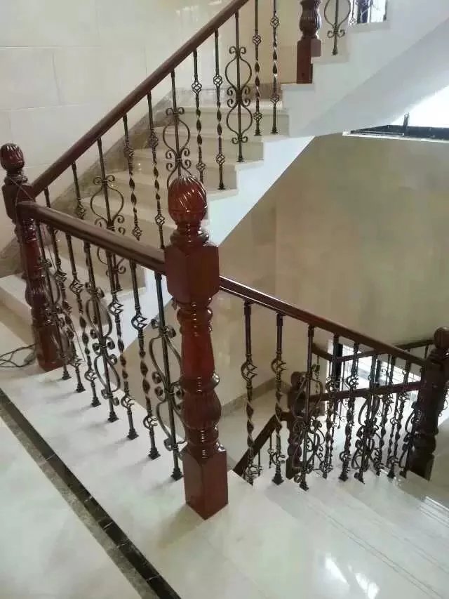 楼梯扶手